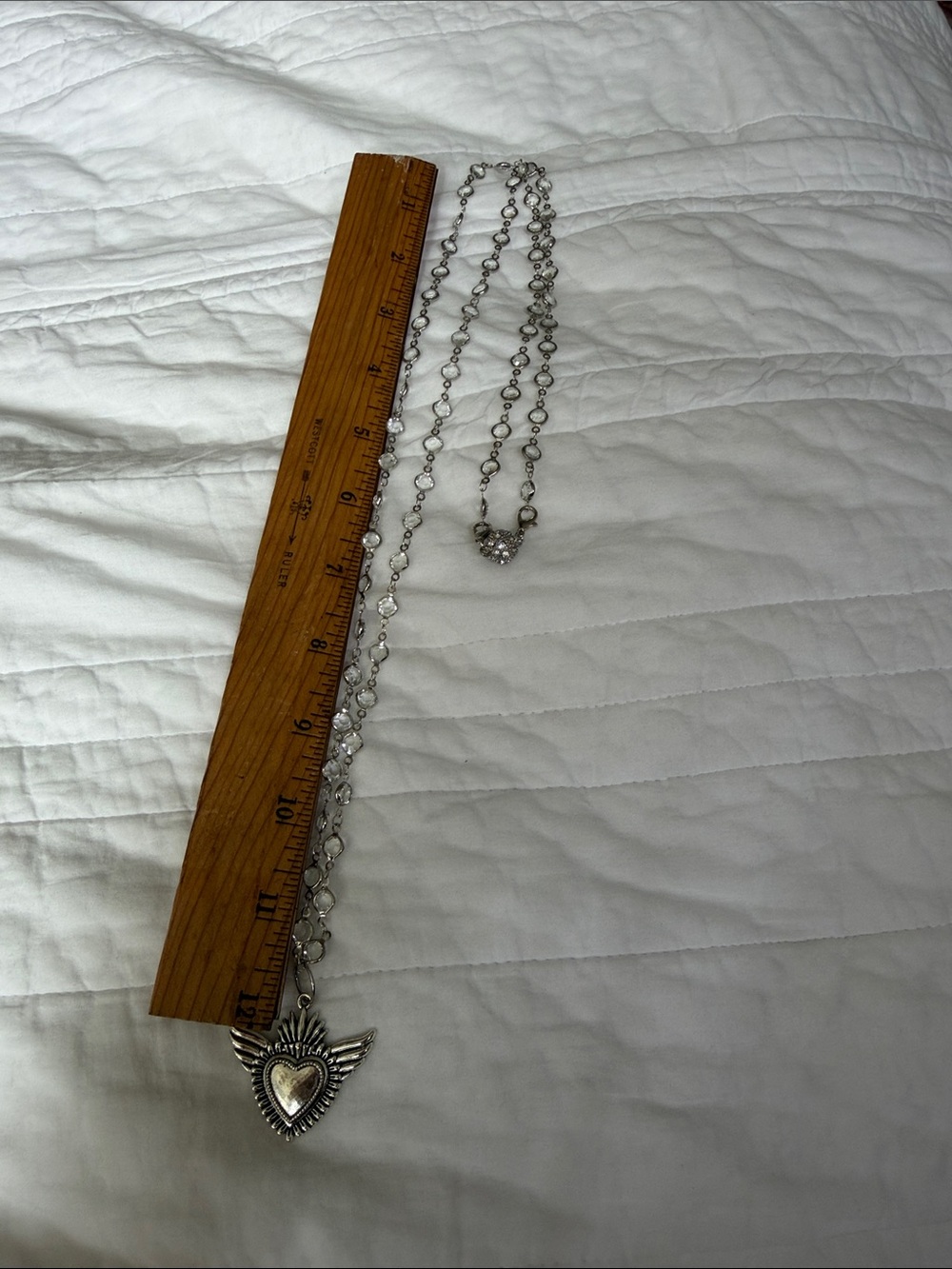 Silver winged Heart Necklace - Women's Silver & rhinestone Magnetic clasp - Picture 6 of 6
